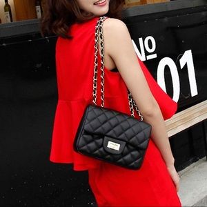 Quilted Shoulder Bag Clutch Metal Chain Strap